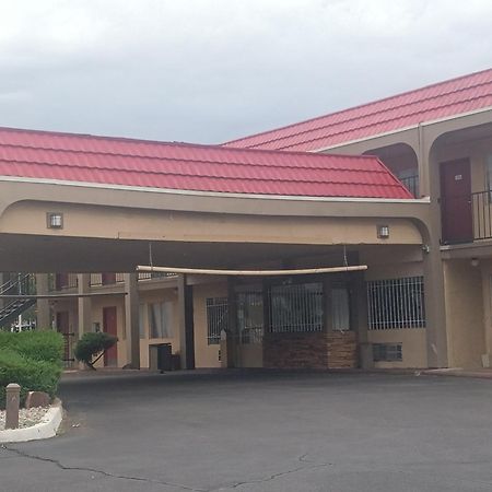 Tree Inn & Suites Albuquerque Bagian luar foto
